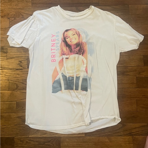 Vintage-style Britney Spears T-Shirt - Picture 2 of 2